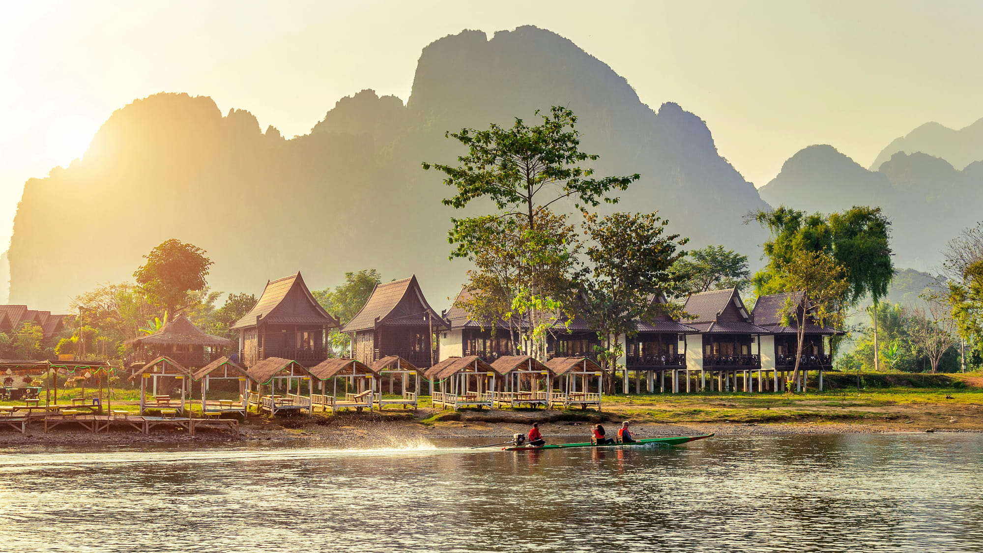 Laos - wycieczki w małych grupach, najlepsze wyjazdy do Laosu i Azji (28) Vang Vieng.jpg